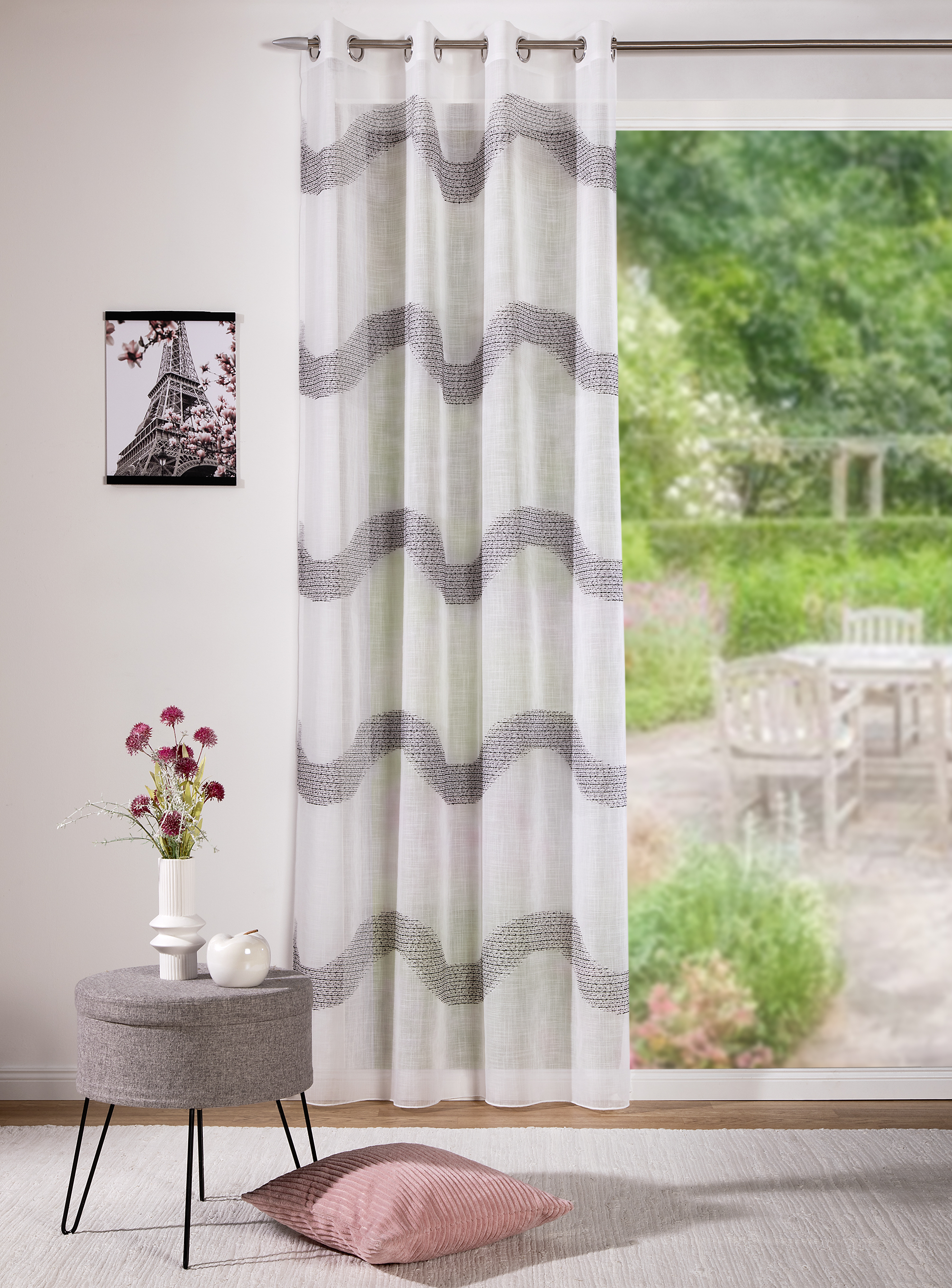 Ösenschal Gela 140 x 245 cm  – Elegante Querwelle aus mattem Bouclé-Garn