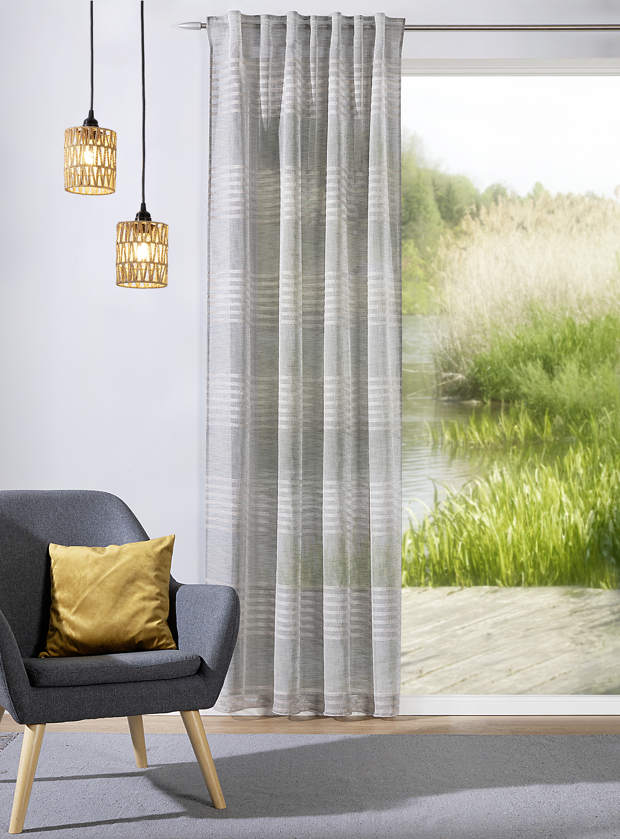 Schal mit verdeckten Schlaufen Alma 135 x 245 cm– Natürliche Leinenoptik mit dezenten Streifen