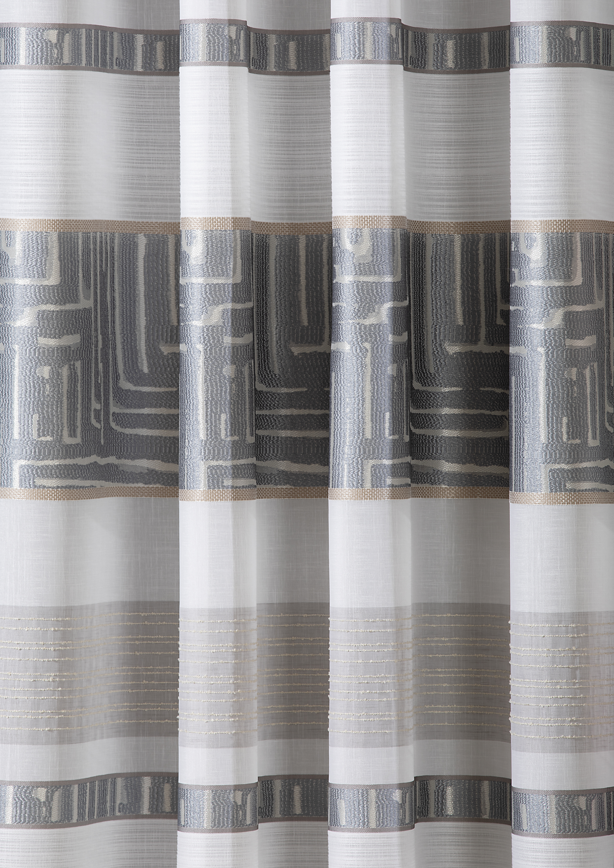 Schal mit verdeckten Schlaufen Britta 140 x 245 cm – Grafische Jacquard-Musterung für moderne Akzente